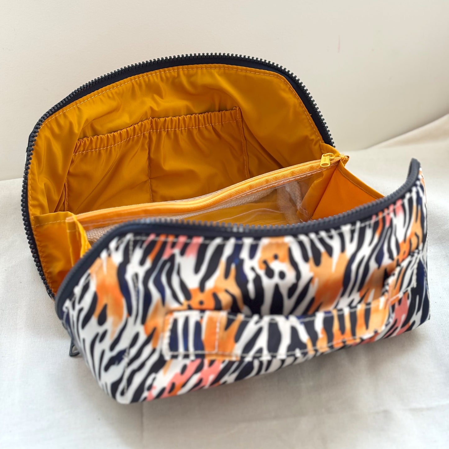 Makeup Bag Madagascar